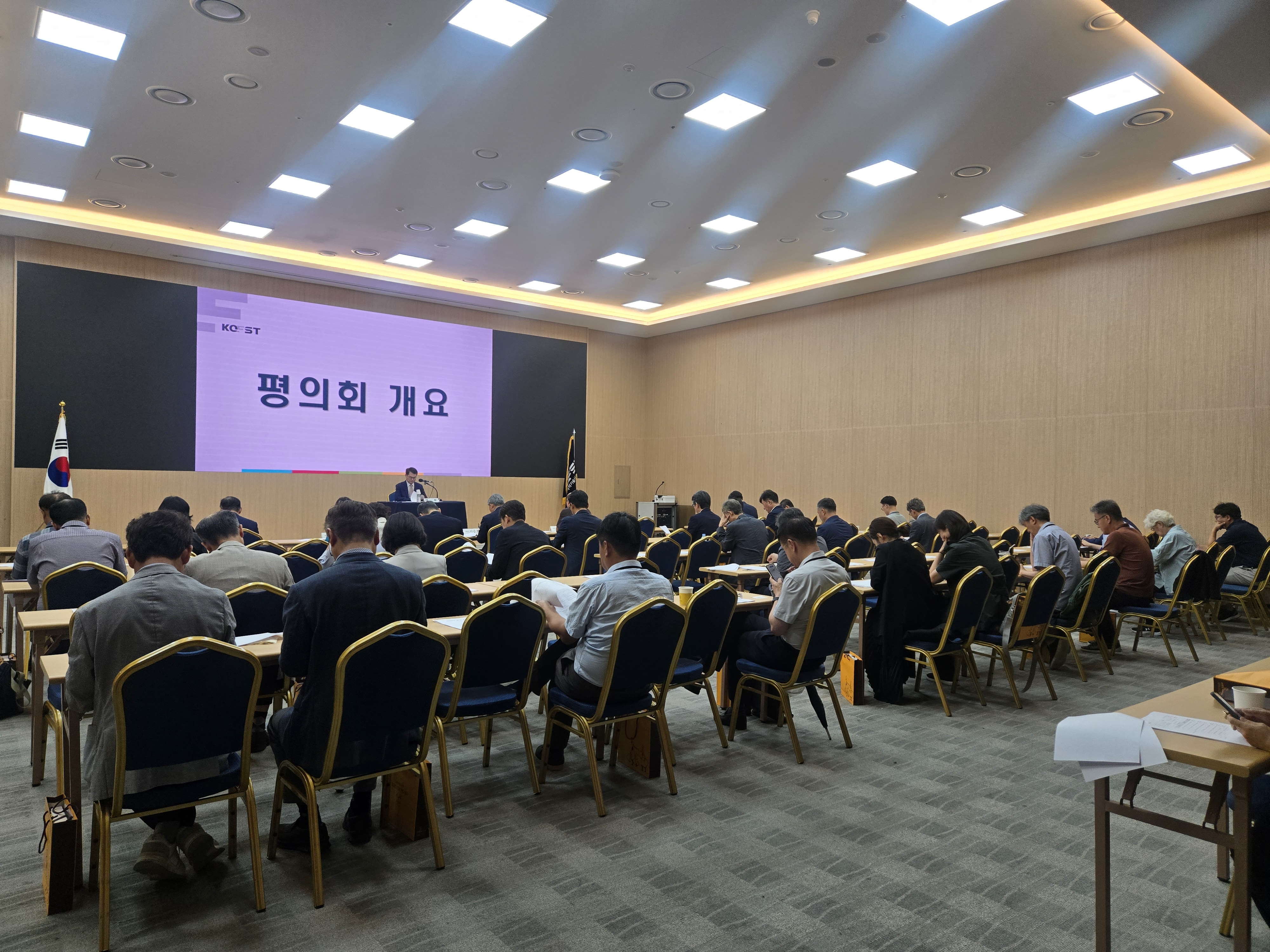  관련사진 1 보기