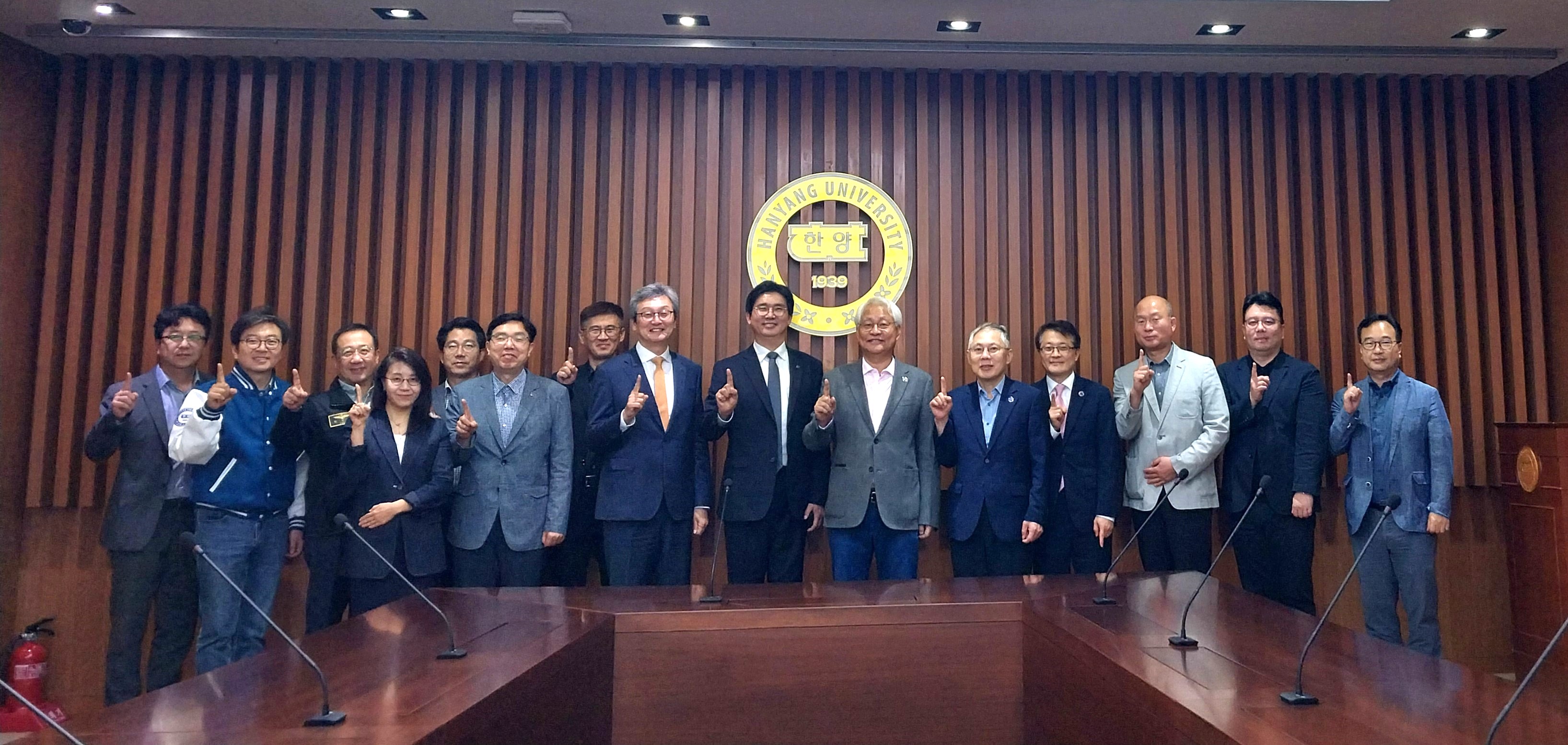  관련사진 1 보기