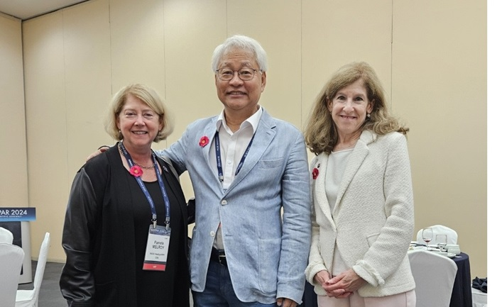  관련사진 2 보기